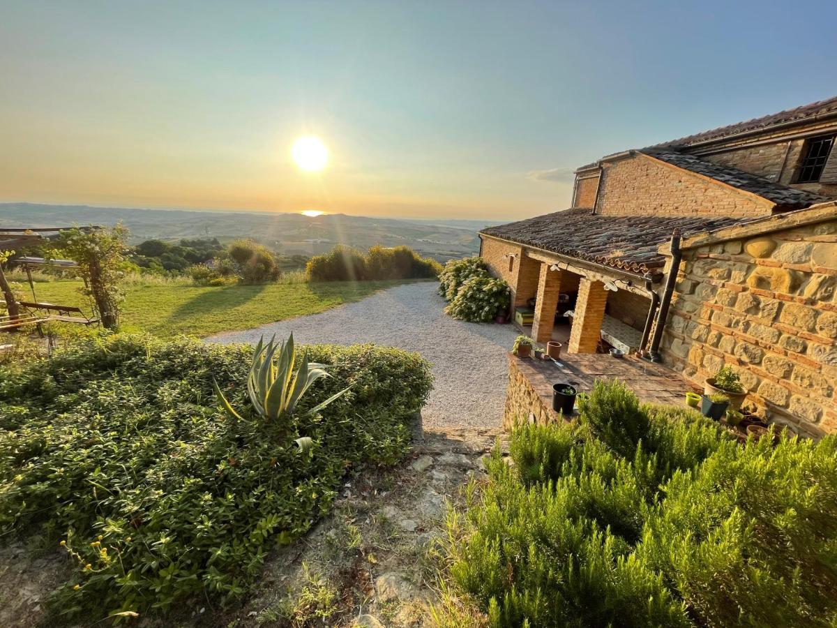 L'Infinito Bed & Breakfast Mombaroccio Exterior photo